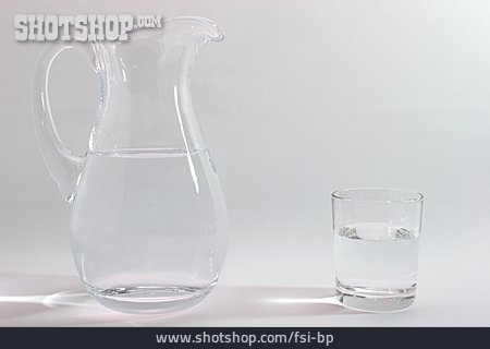 
                Wasser, Glas, Karaffe, Wasserglas, Krug                   