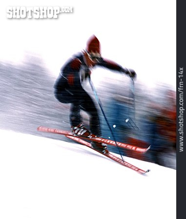 
                Bewegung & Geschwindigkeit, Skifahren, Skifahrer                   