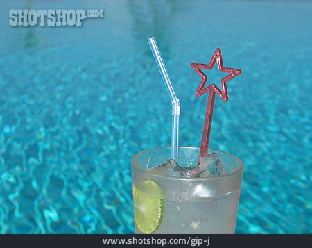 
                Wasser, Pool, Cocktailglas                   