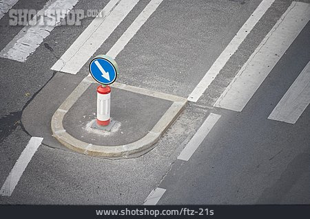 
                Verkehrszeichen, Zebrastreifen                   