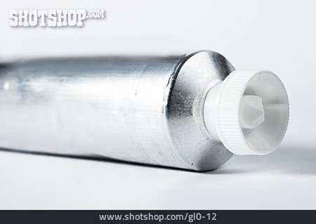
                Aluminium, Tube, Schraubverschluss                   
