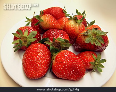 
                Obst, Erdbeere                   