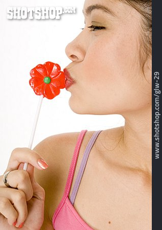 
                Woman, Kissing, Lollipop                   