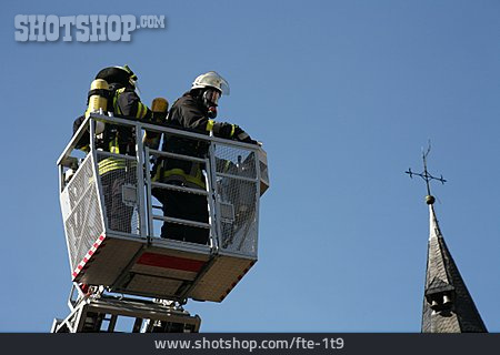 
                Turmspitze, Feuerwehrmann, Feuerwehrleiter                   