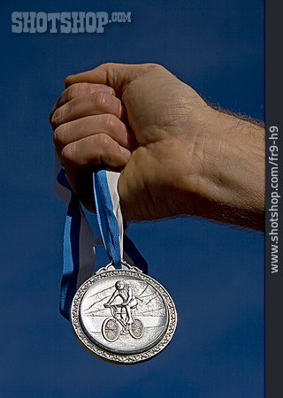 
                Wettbewerb & Konkurrenz, Sport & Fitness, Medaille                   