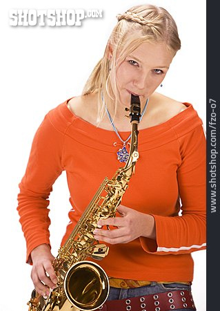 
                Musizieren, Saxophon, Musikschüler                   