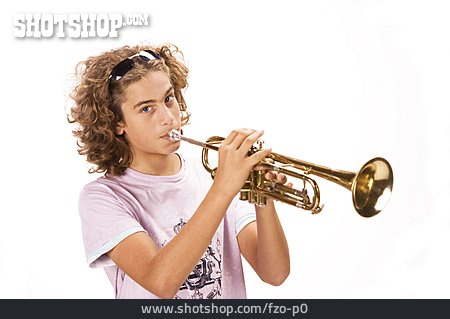 
                Jugendlicher, Trompete, Musikinstrument                   