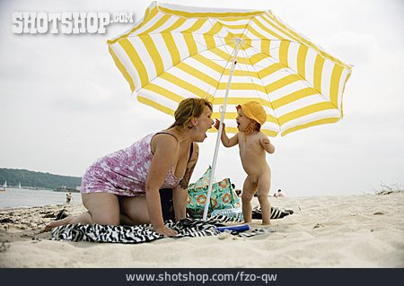 
                Toddler, Mother, Parasol, Beach                   