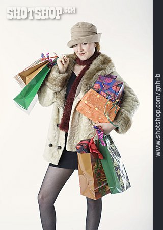 
                Frau, Einkauf & Shopping, Geschenk                   