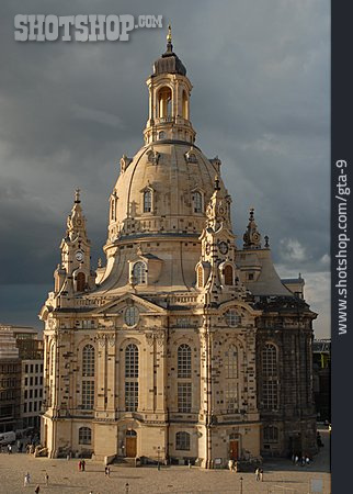 
                Dresden, Frauenkirche                   
