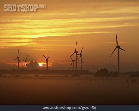 
                Sonnenuntergang, Windrad, Windkraftanlage                   