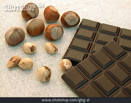 
                Haselnuss, Schokolade, Tafelschokolade                   
