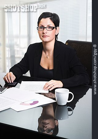 
                Geschäftsfrau, Business, Büro & Office                   