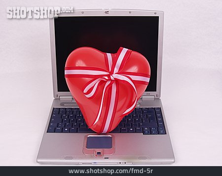 
                Herz, Laptop                   