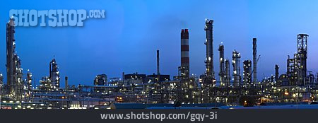 
                Raffinerie, Chemische Industrie, Erdölraffinerie                   