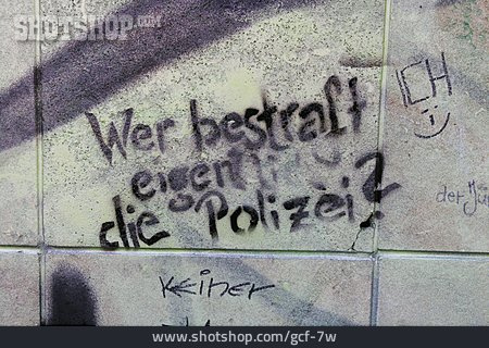
                Graffiti, Schmiererei, Sprayen                   