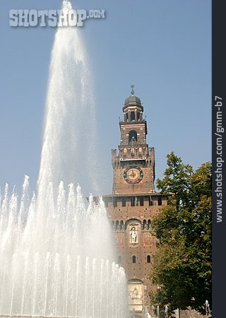 
                Springbrunnen, Mailand, Castello Sforzesco                   