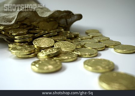 
                Säckchen, Schokoladenmünze, Spielgeld                   