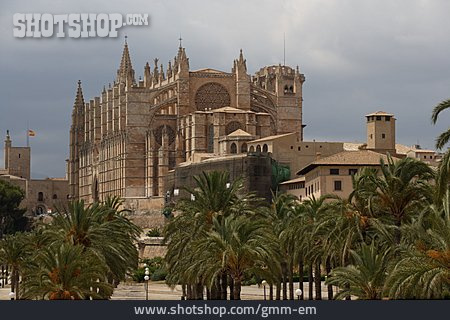 
                Palma De Mallorca, Kathedrale La Seu                   