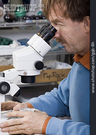 
                Wissenschaft, Mikroskop, Forscher                   