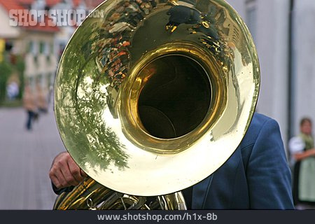 
                Blechblasinstrument, Tuba, Schalltrichter, Tenorhorn                   