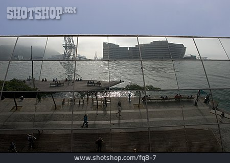 
                Spiegelung, Fassade, World Trade Center, Barcelona                   