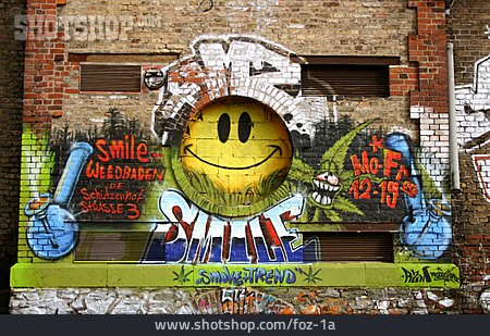 
                Städtisches Leben, Graffiti, Vandalismus                   