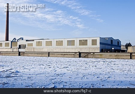 
                Winter, Industriegebäude, Lagerhalle                   