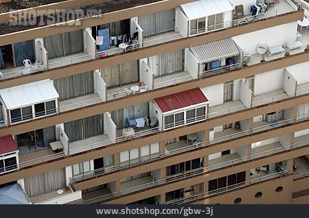 
                Wohnen, Hochhaus, Balkon, Plattenbau                   