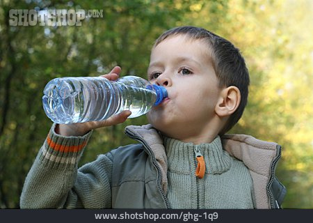 
                Junge, Erfrischung, Trinken, Wasser                   