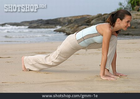 
                Yoga, Gymnastik, Dehnen, Stretching                   