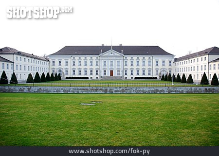 
                Berlin, Schloss Bellevue                   
