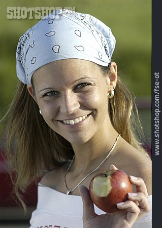 
                Junge Frau, Apfel                   