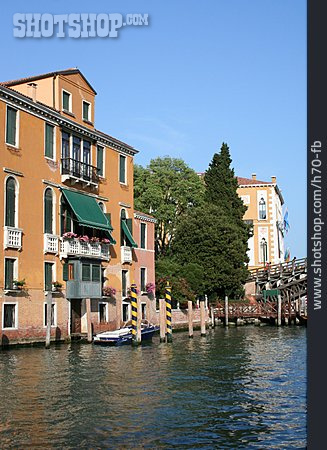 
                Kanal, Italien, Venedig                   