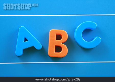 
                Buchstaben, Alphabet                   