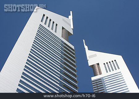 
                Wolkenkratzer, Dubai, Emirates Towers                   