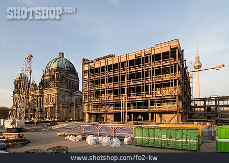 
                Dom, Berlin, Schlossplatz, Palast Der Republik                   