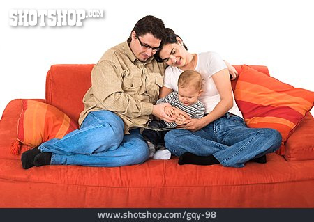 
                Eltern, Häusliches Leben, Sofa, Familie                   
