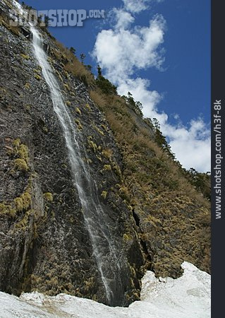 
                Wasserfall, China                   
