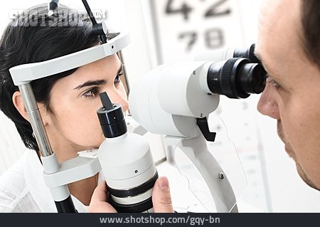 
                Augenarzt, Sehstärke, Optiker, Sehtest, Sehtestgerät                   