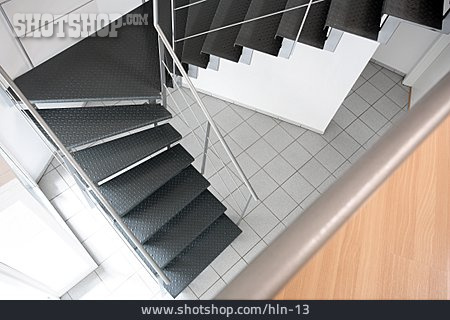 
                Treppe, Innenarchitektur, Stahltreppe                   