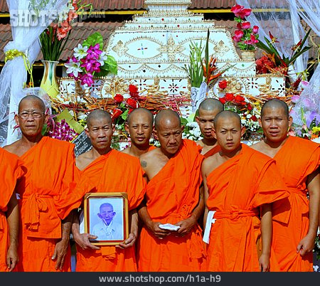 
                Buddhismus, Mönch, Totenwache                   