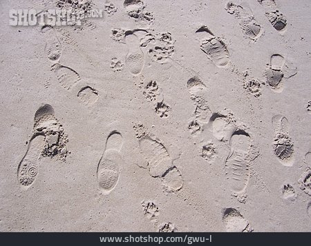 
                Sand, Fußspur                   