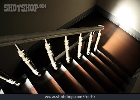 
                Treppe, Stufen, Altbau, Treppenhaus                   