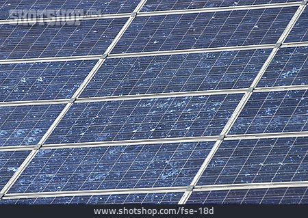 
                Solarenergie, Solaranlage, Sonnenenergie                   