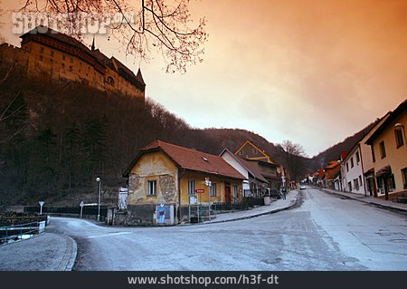 
                Dorf, Tschechische Republik, Karlstejn                   