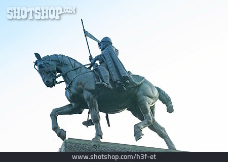 
                Prague, Horse Statue                   