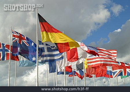 
                Länderfahne, Flaggenparade                   