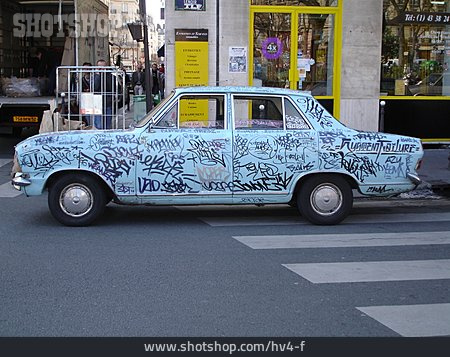 
                Fahrzeug, Graffiti                   