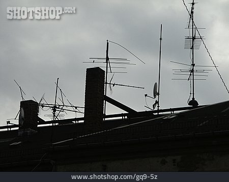 
                Dach, Antenne, Hausantenne                   